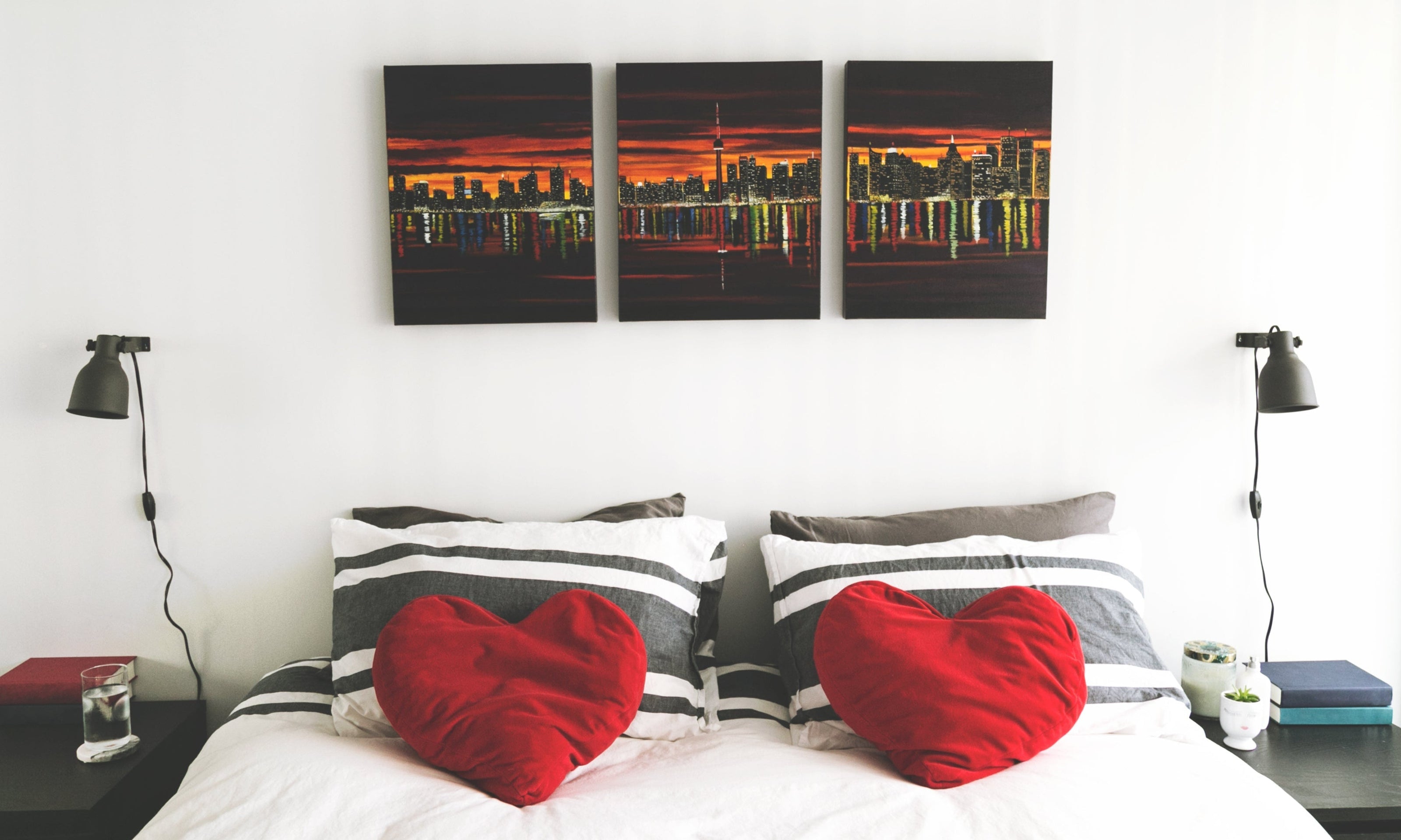 three piece canvas art city skyline